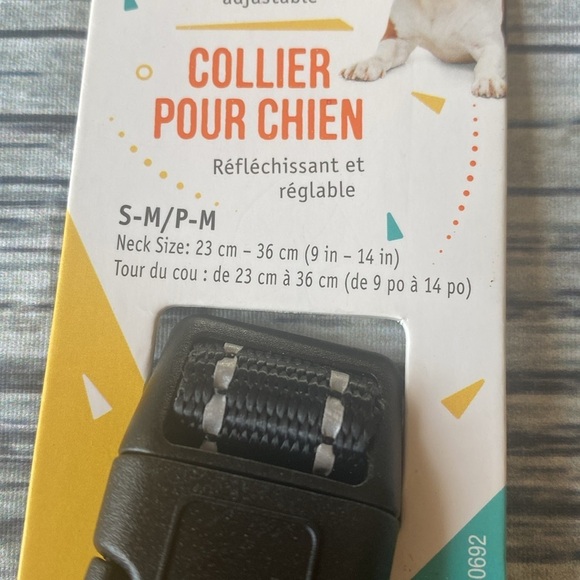 Reflective & Adjustable Black Dog Collar with White Accents Sz Small - Picture 3 of 4